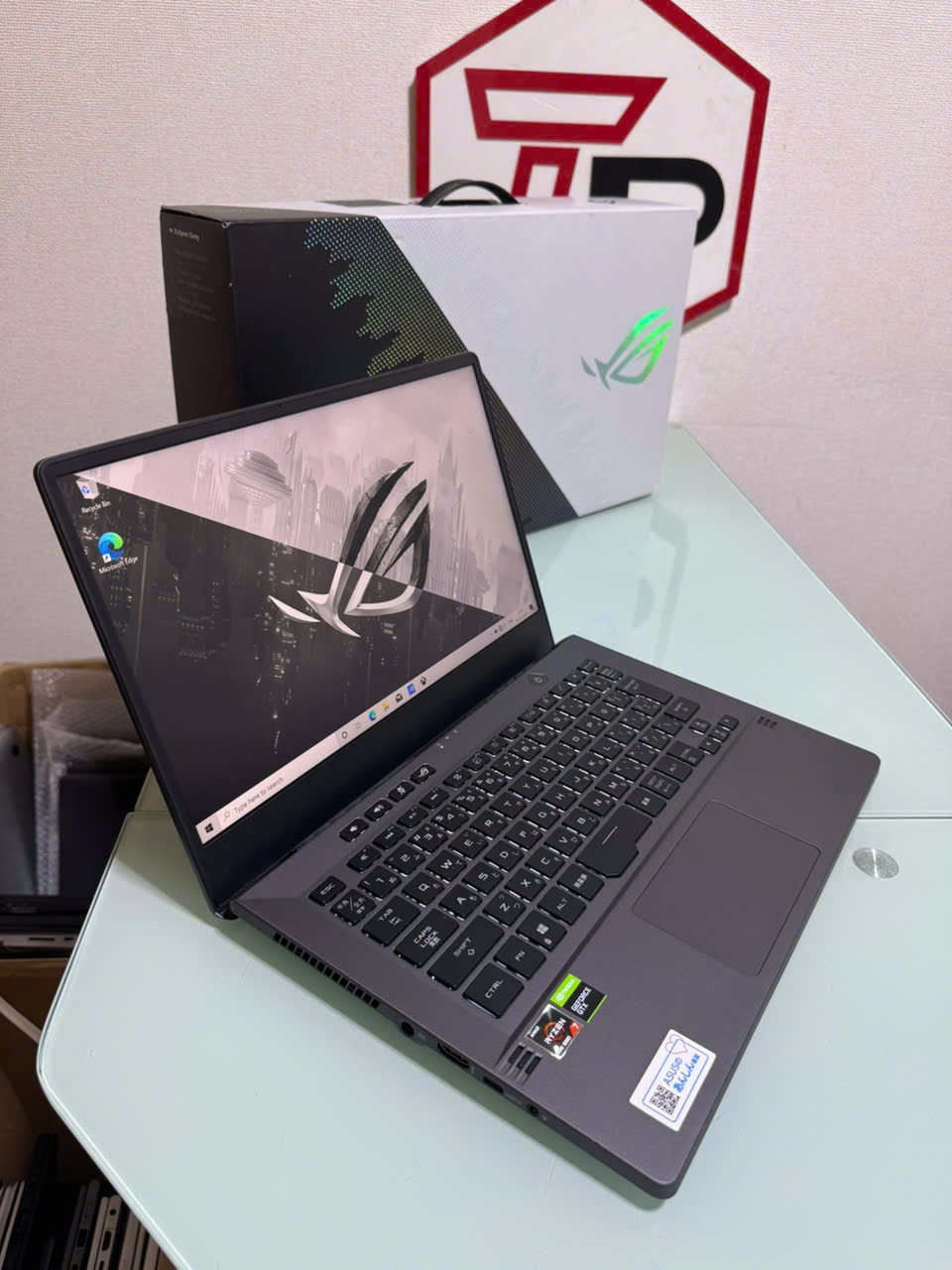 ASUS ROG Zephyrus G14 GA401IH / AMD Ryzen 7 4800HS (up to ASUS ROG Zephyrus G14 GA401IH / AMD Ryzen 7 4800HS (up to